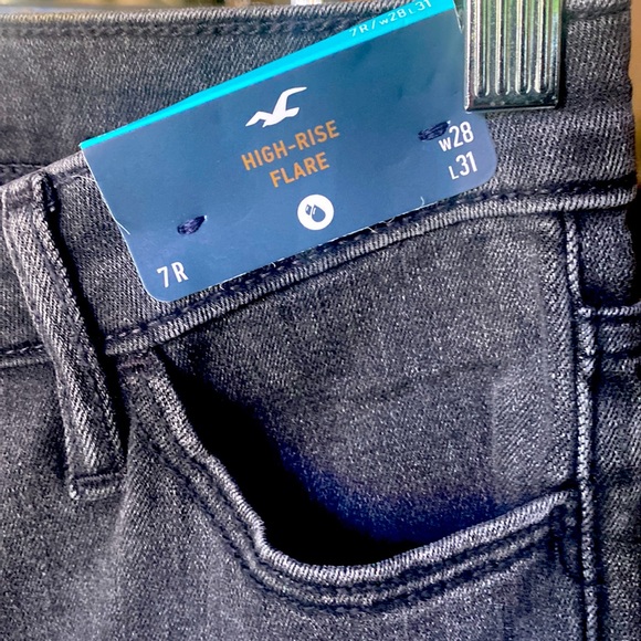 Hollister High Rise Flare Jeans - Picture 2 of 6